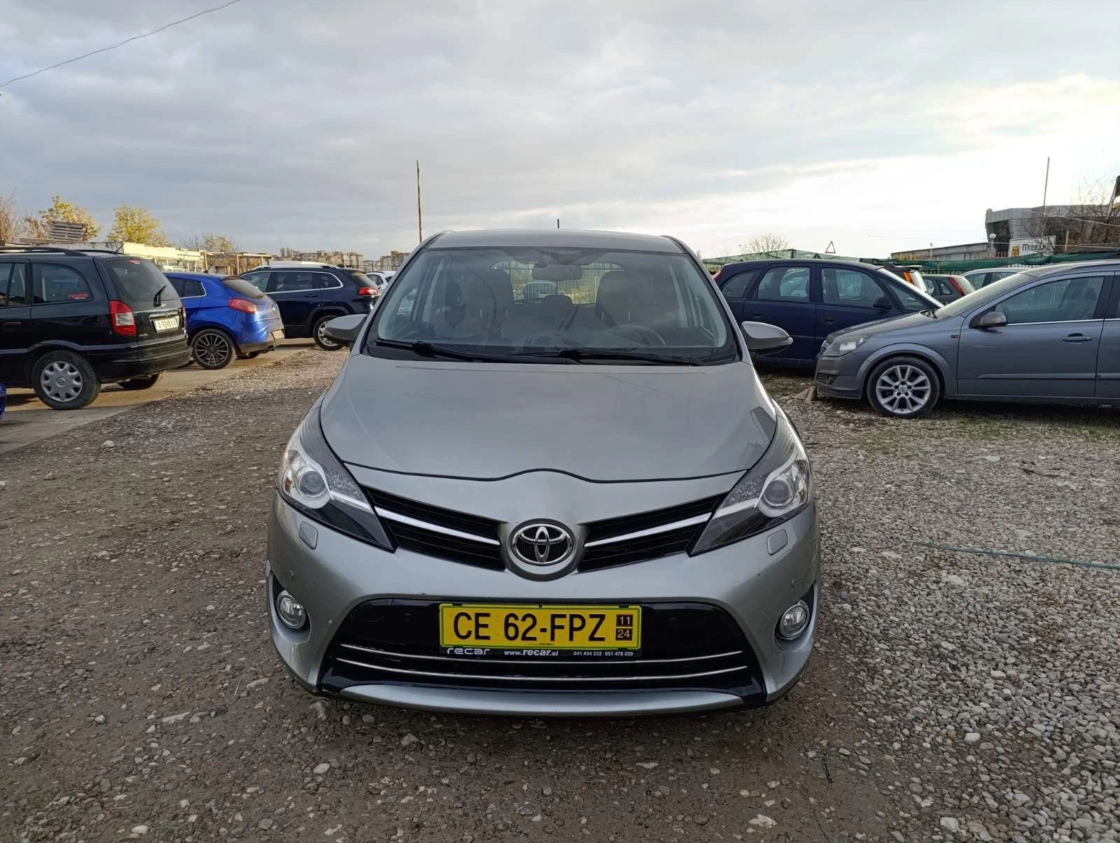 Toyota Verso 2.0D4D - [1] 