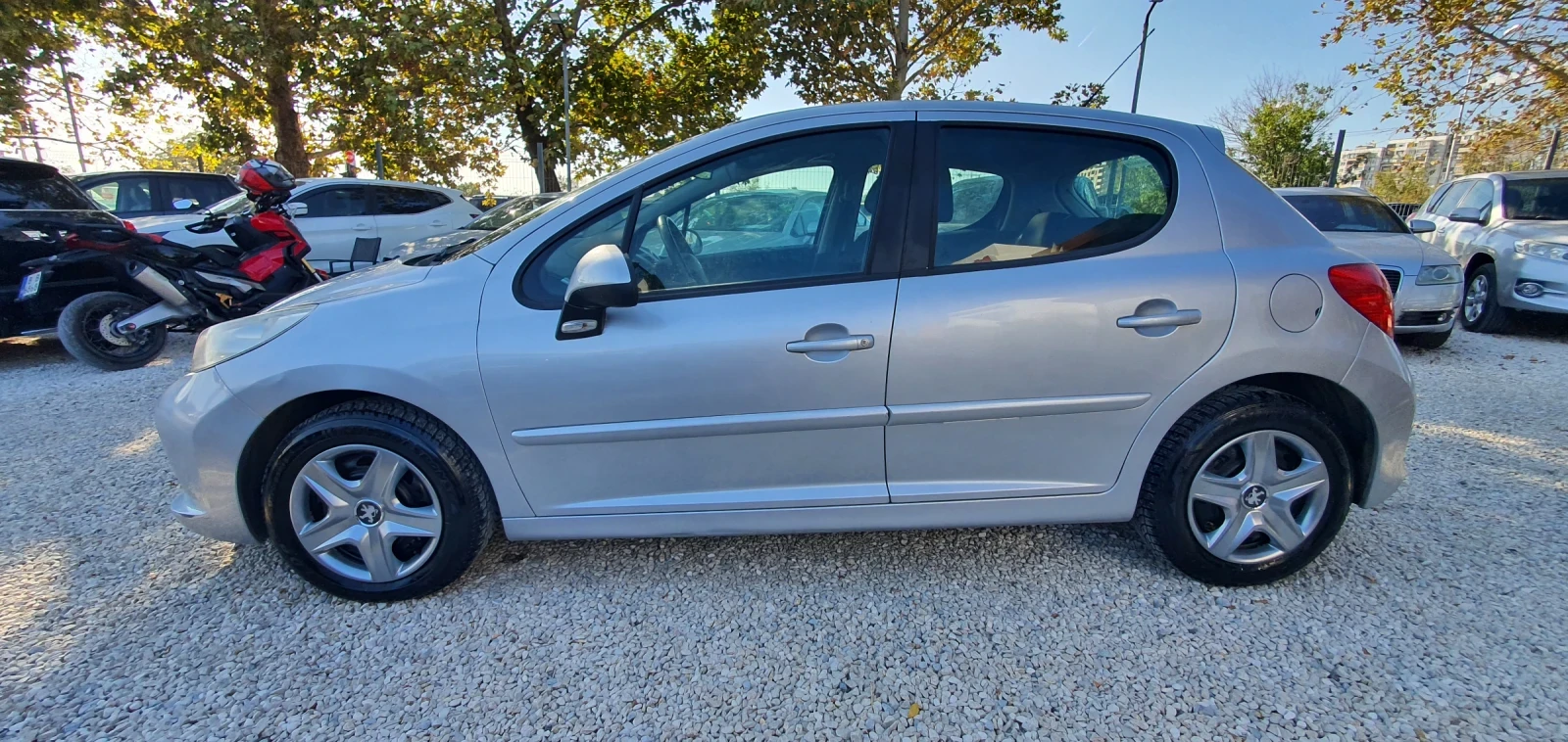 Peugeot 207 1.4 I 8V стария мотор - изображение 5