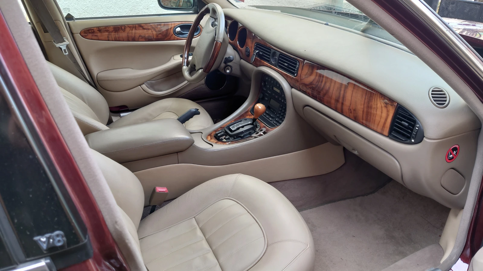 Jaguar Xj  - изображение 4