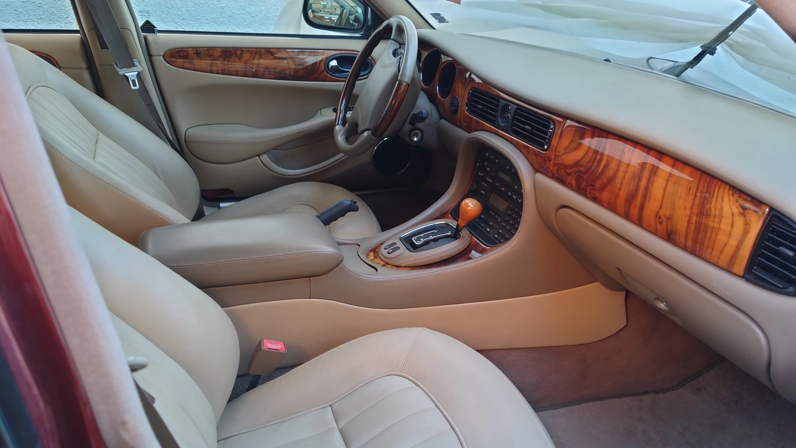 Jaguar Xj  - изображение 9