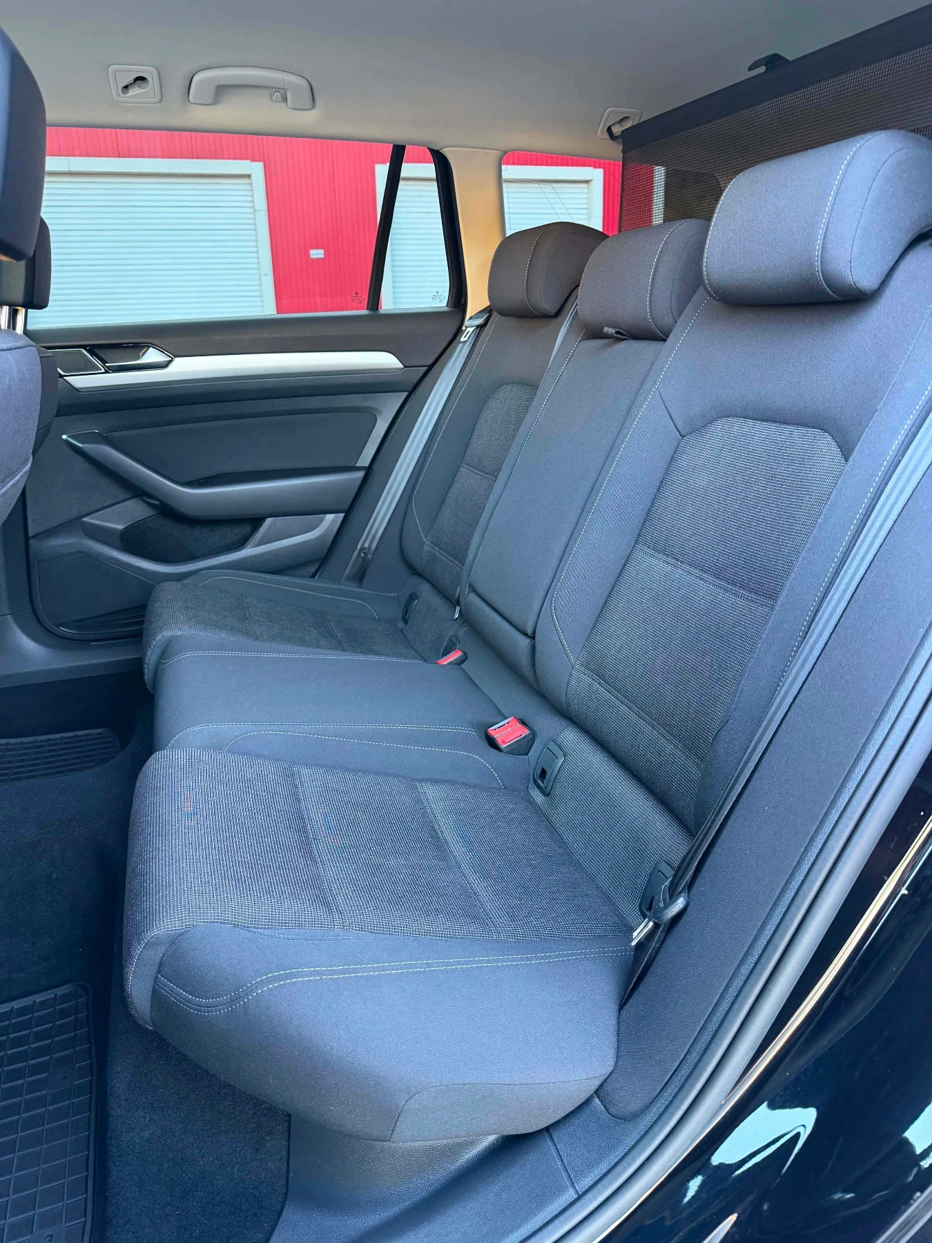 VW Passat 2.0 TDI, снимка 13 - Автомобили и джипове - 53888544