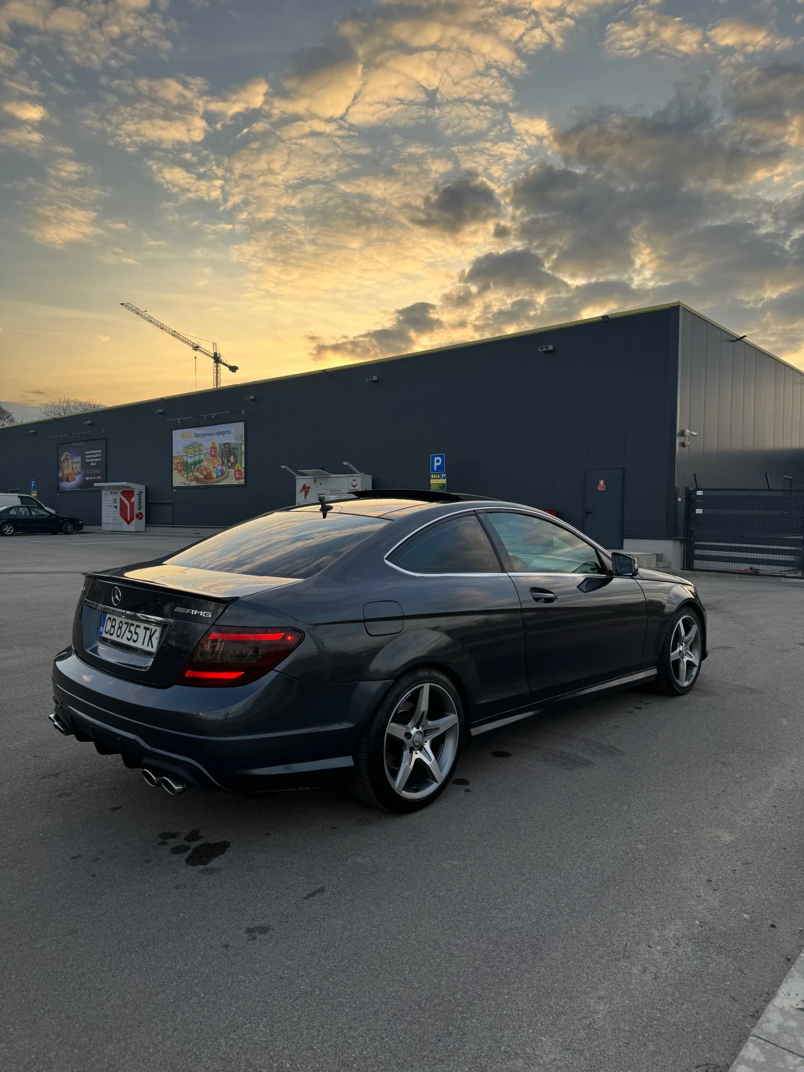 Mercedes-Benz C 220 C220, снимка 11 - Автомобили и джипове - 53978339