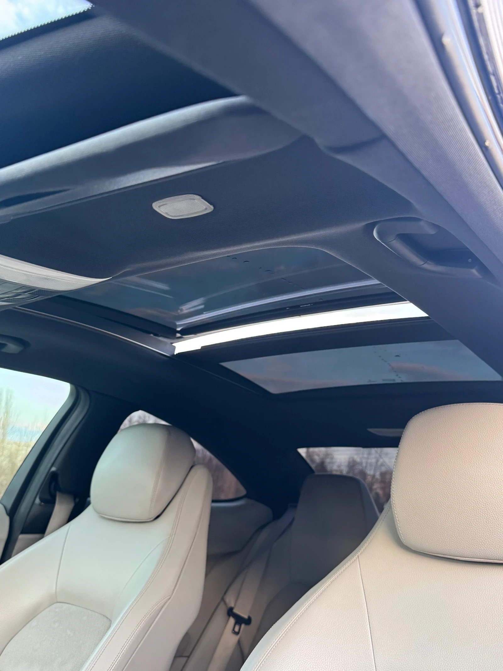 Mercedes-Benz C 220 C220, снимка 7 - Автомобили и джипове - 53978339