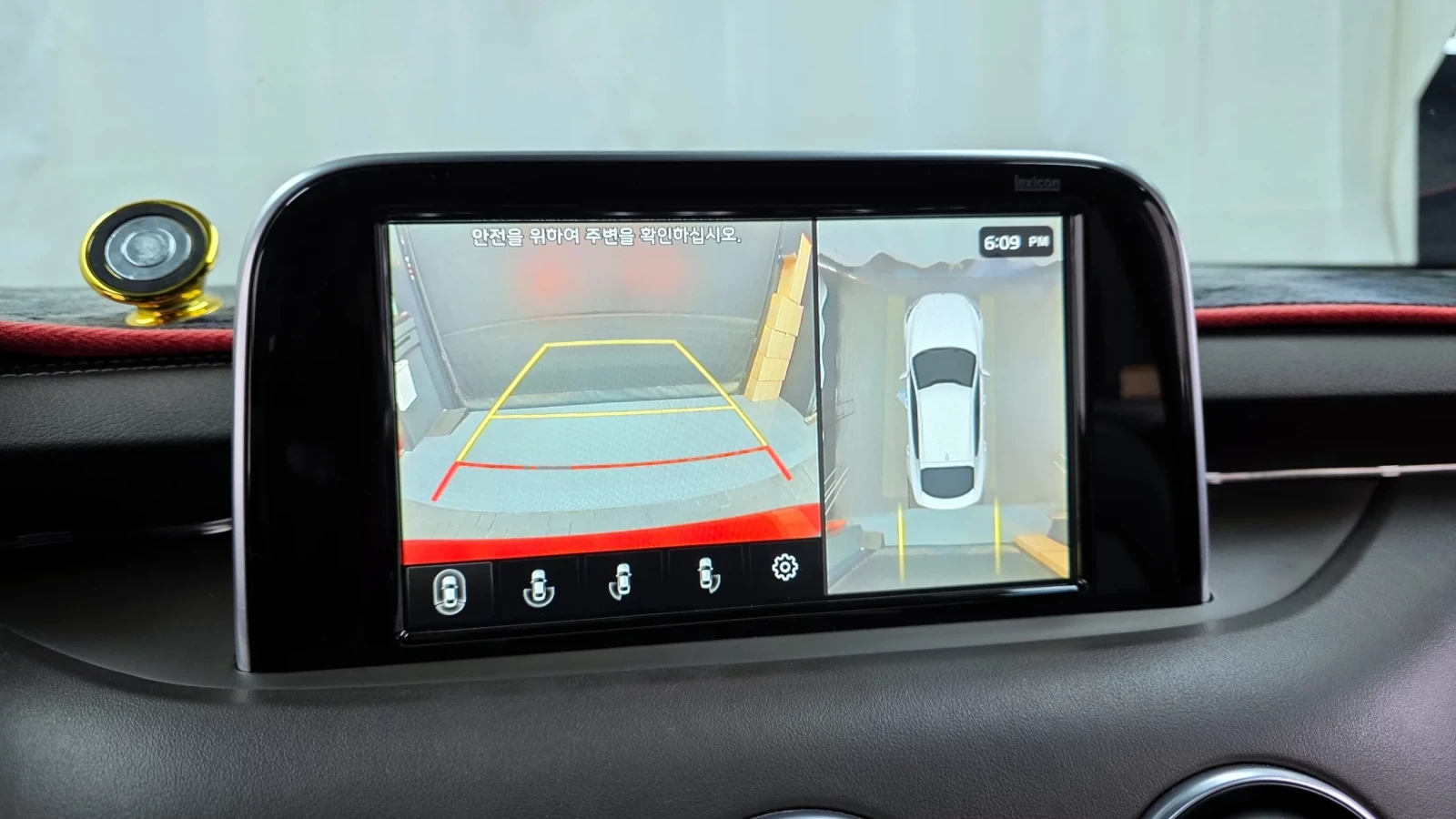 Kia Stinger GT / DISTRONIC / ОБДУХ / ПОДГРЕВИ / 360, снимка 13 - Автомобили и джипове - 54060744