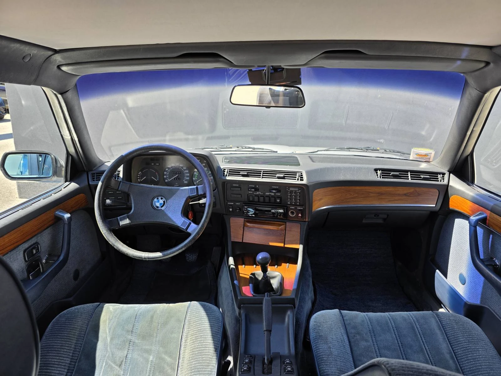 BMW 735 i, снимка 11 - Автомобили и джипове - 54217213