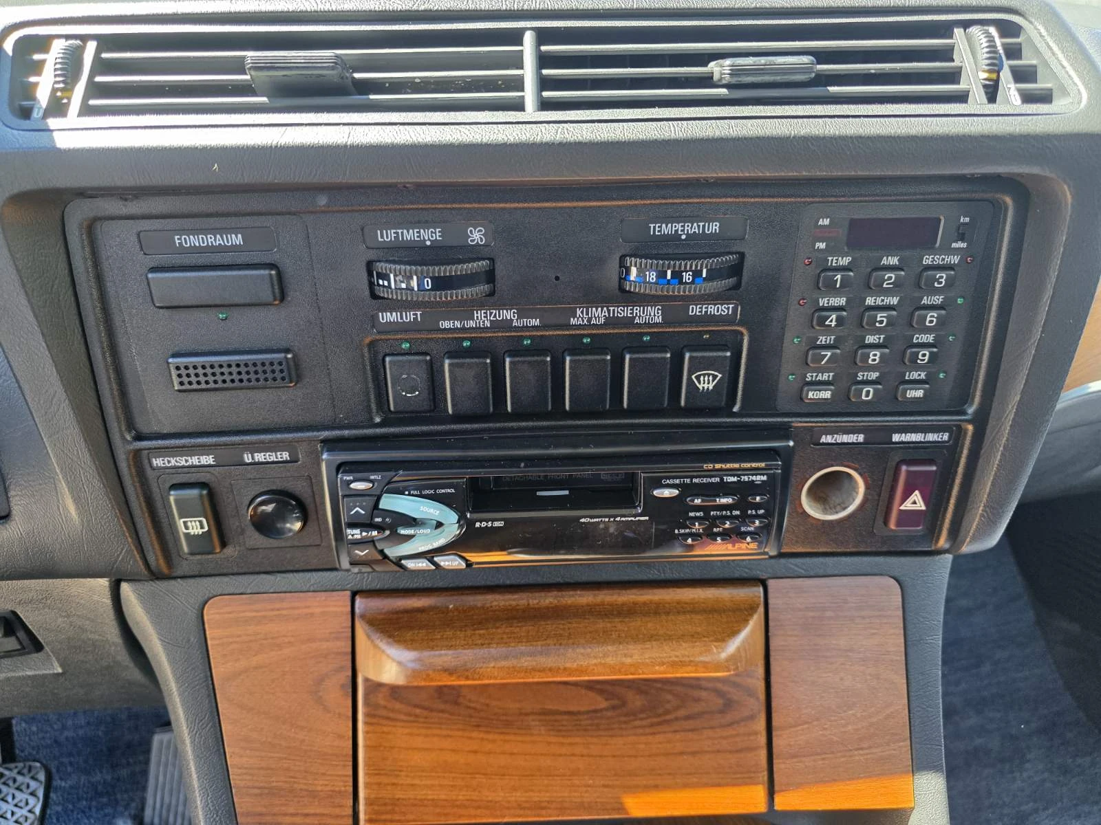 BMW 735 i, снимка 15 - Автомобили и джипове - 54217213