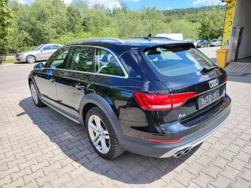 Audi A4 Allroad 2TDI-4x4-DSG-2017г-ПЕРФЕКТЕН!, снимка 4 - Автомобили и джипове - 54597658