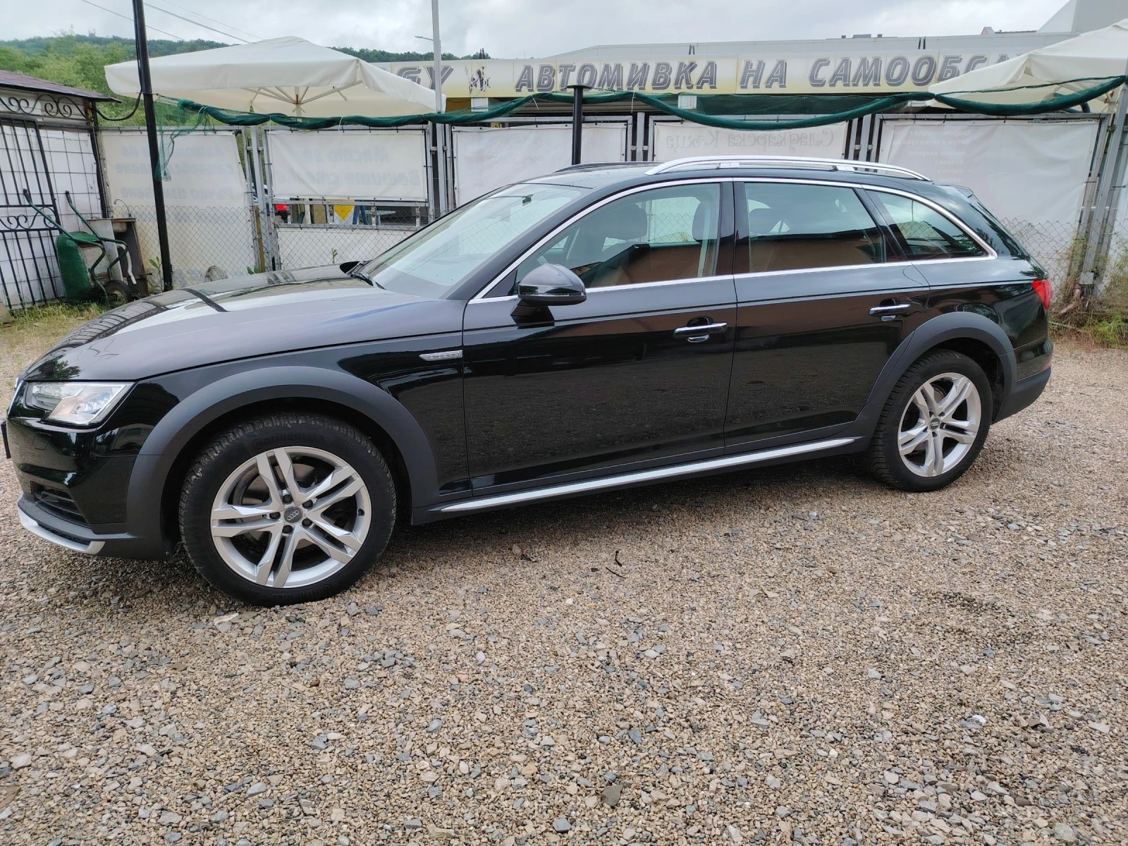 Audi A4 Allroad 2.0TDI-QUATRO-4x4-S Tronic-FACE-ЧЕРЕН-ТОП!, снимка 3 - Автомобили и джипове - 54597658