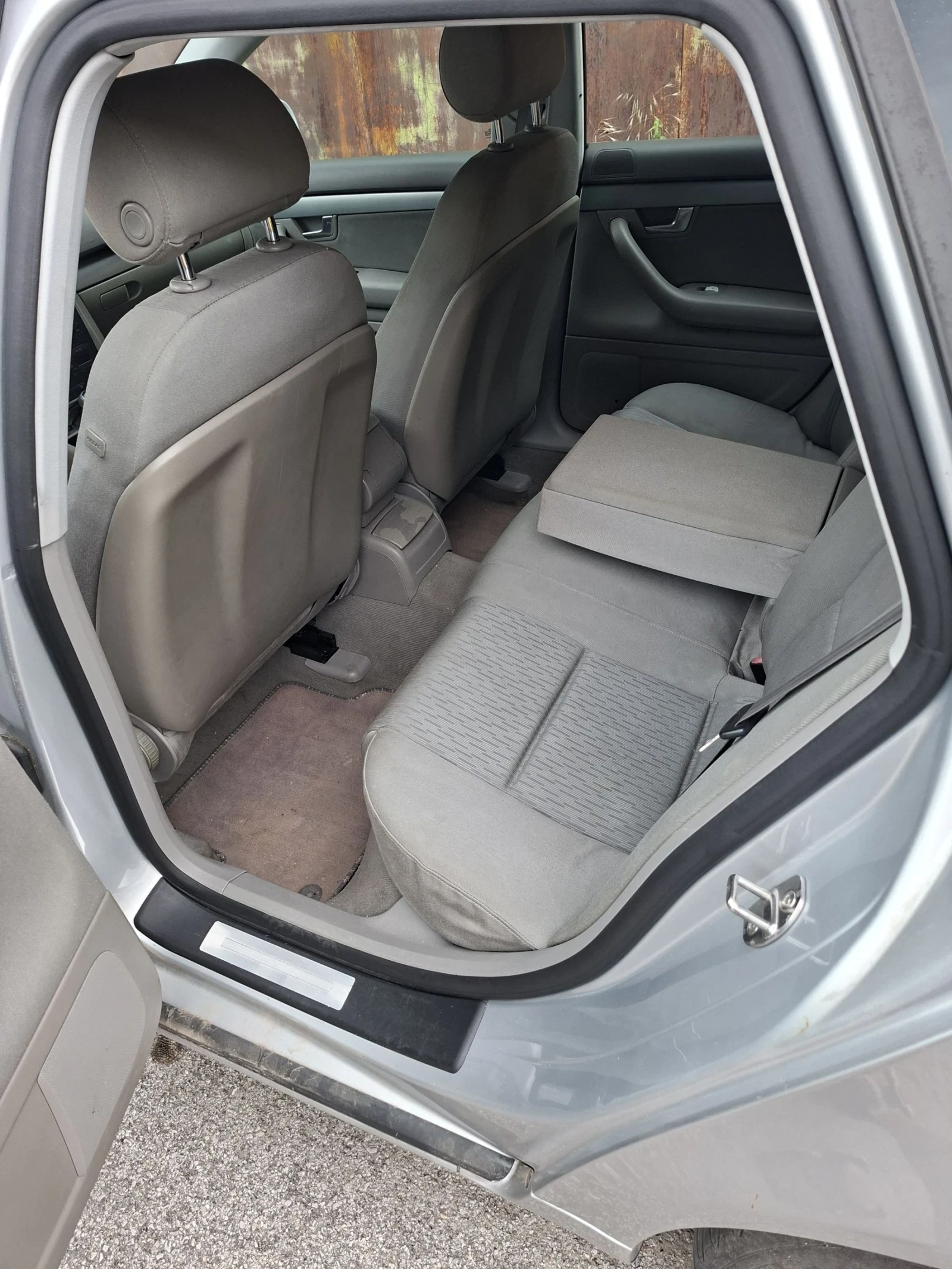 Audi A4 2.0i gaz, снимка 7 - Автомобили и джипове - 54812688