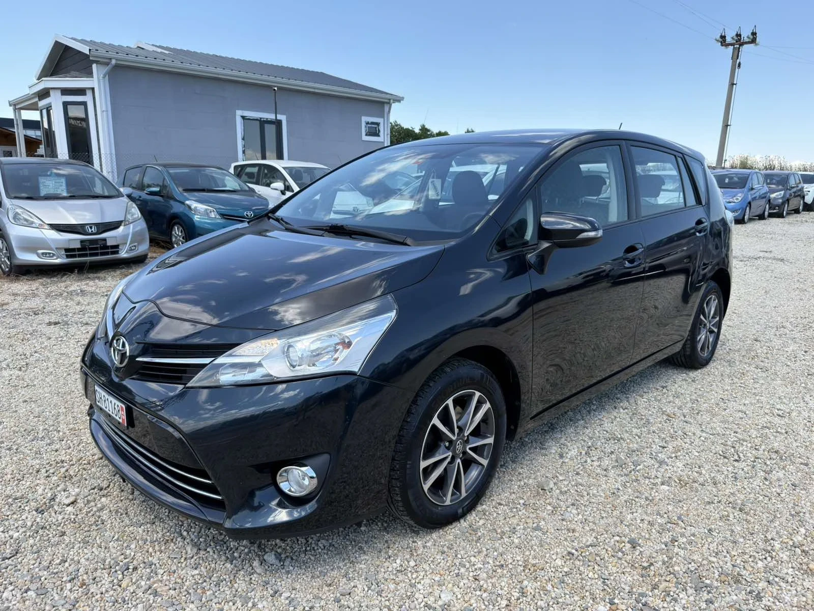 Toyota Verso 1.8 FACE, снимка 2 - Автомобили и джипове - 55070439
