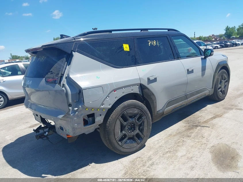 Kia EV9 Gt-Line, снимка 4 - Автомобили и джипове - 55634974