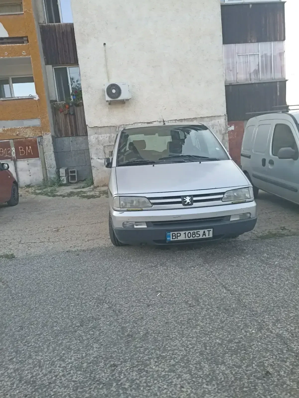 Peugeot 806