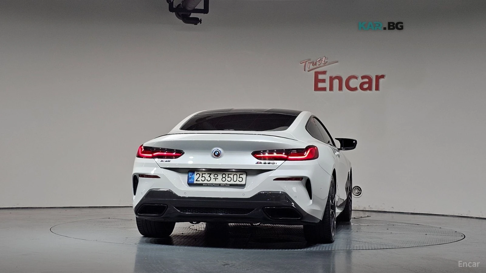 BMW 850 M850i* XDRIVE* B&W* DISTRONIC* 360* ОБДУХВАНЕ* , снимка 4 - Автомобили и джипове - 55976844