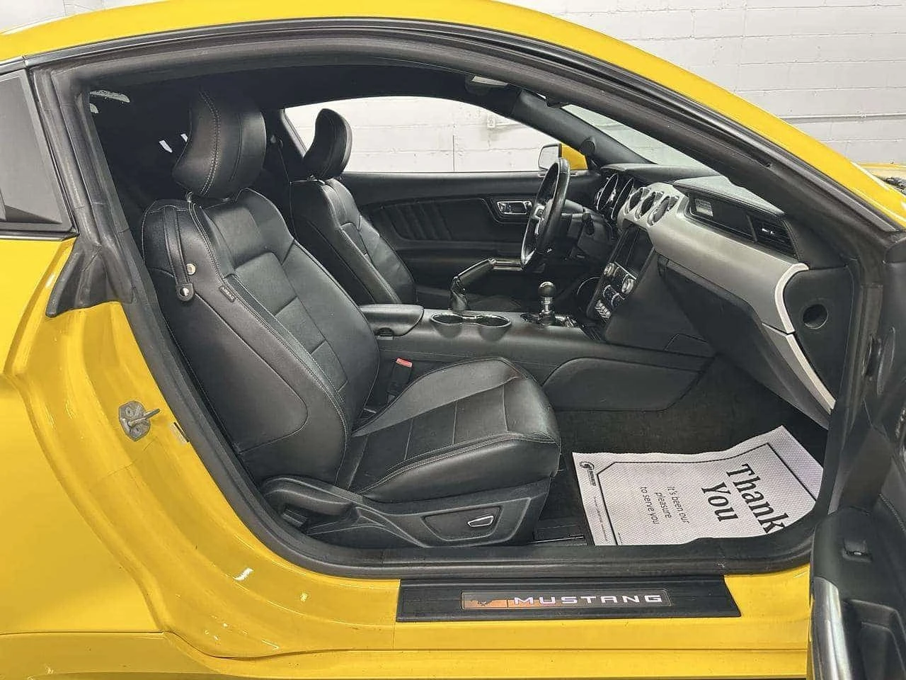 Ford Mustang * 5.0 GT Premium * CARFAX * ���� �� �� | Mobile.bg � ����������� 9