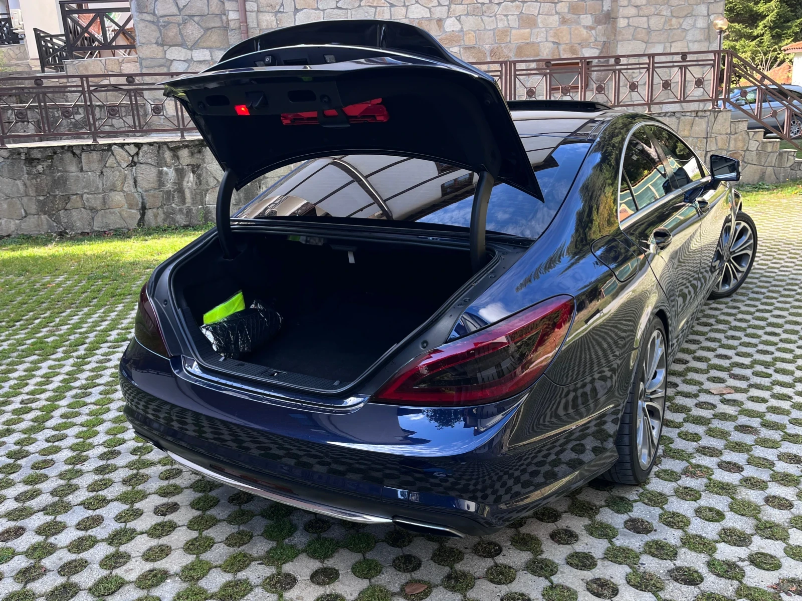 Mercedes-Benz CLS 350, снимка 14 - Автомобили и джипове - 56652811