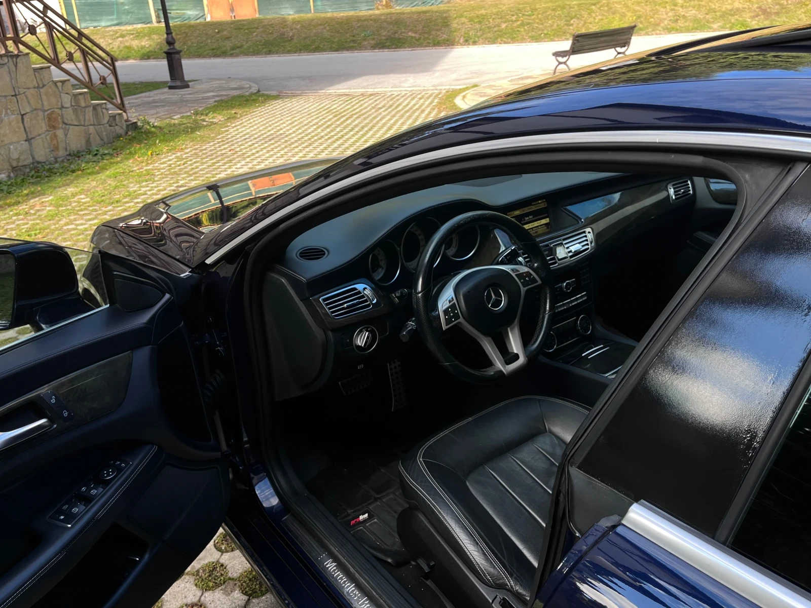 Mercedes-Benz CLS 350, снимка 9 - Автомобили и джипове - 56652811