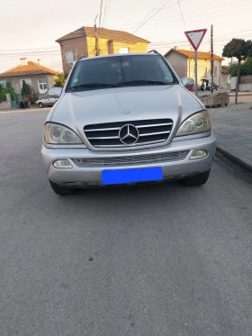     Mercedes-Benz ML 400