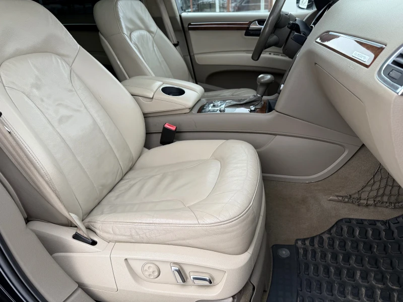 Audi Q7 3.0TDI QUATTRO FACELIFT   8СКОРОСТИ 6+ 1, снимка 8 - Автомобили и джипове - 48662049