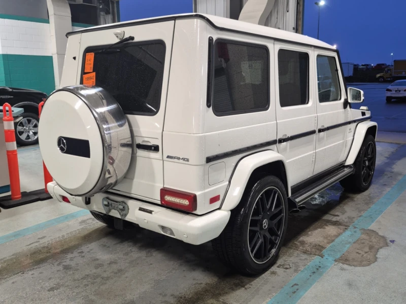 Mercedes-Benz G 63 AMG CARFAX* АВТОФИНАНСИРАНЕ БЕЗ ПЪРВОНАЧАЛНА ВНОСКА, снимка 3 - Автомобили и джипове - 52774629