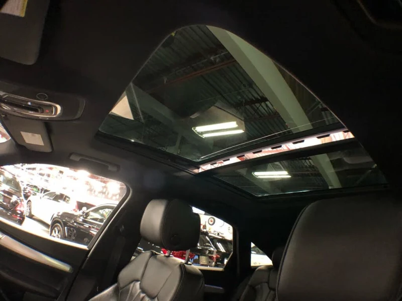 Audi Q5 S Line * Premium * АвтоКредит* (ЦЕНА ДО БГ), снимка 8 - Автомобили и джипове - 53264524