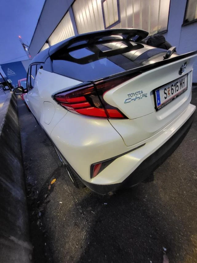 Toyota C-HR 1.8hybrid, снимка 3 - Автомобили и джипове - 48480665