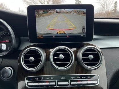 Mercedes-Benz GLC 300 4MATIC * DIST * ПОДГРЕВИ * ПАНОРАМА, снимка 13 - Автомобили и джипове - 56182982