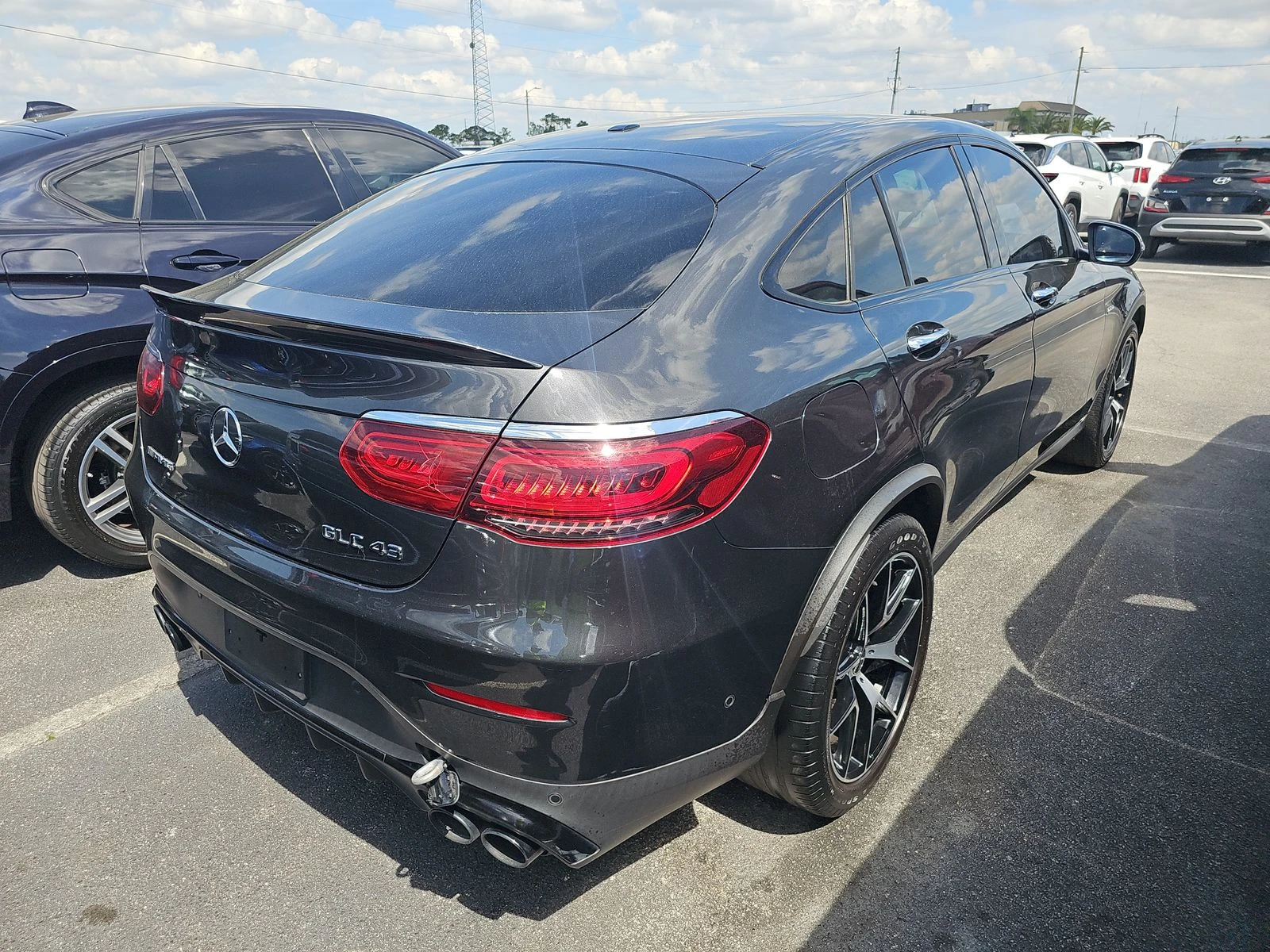 Mercedes-Benz GLC 43 AMG Coupe* 4MATIC* Burmester* Full LED* Подгрев* Пано* - изображение 4
