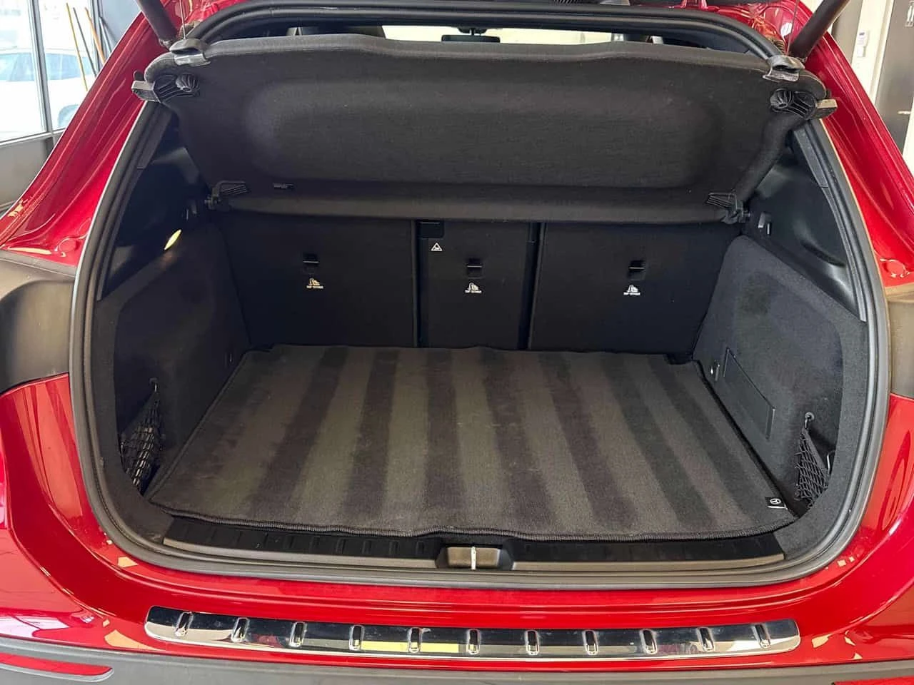 Mercedes-Benz GLA 250  CARFAX, снимка 12 - Автомобили и джипове - 54341167