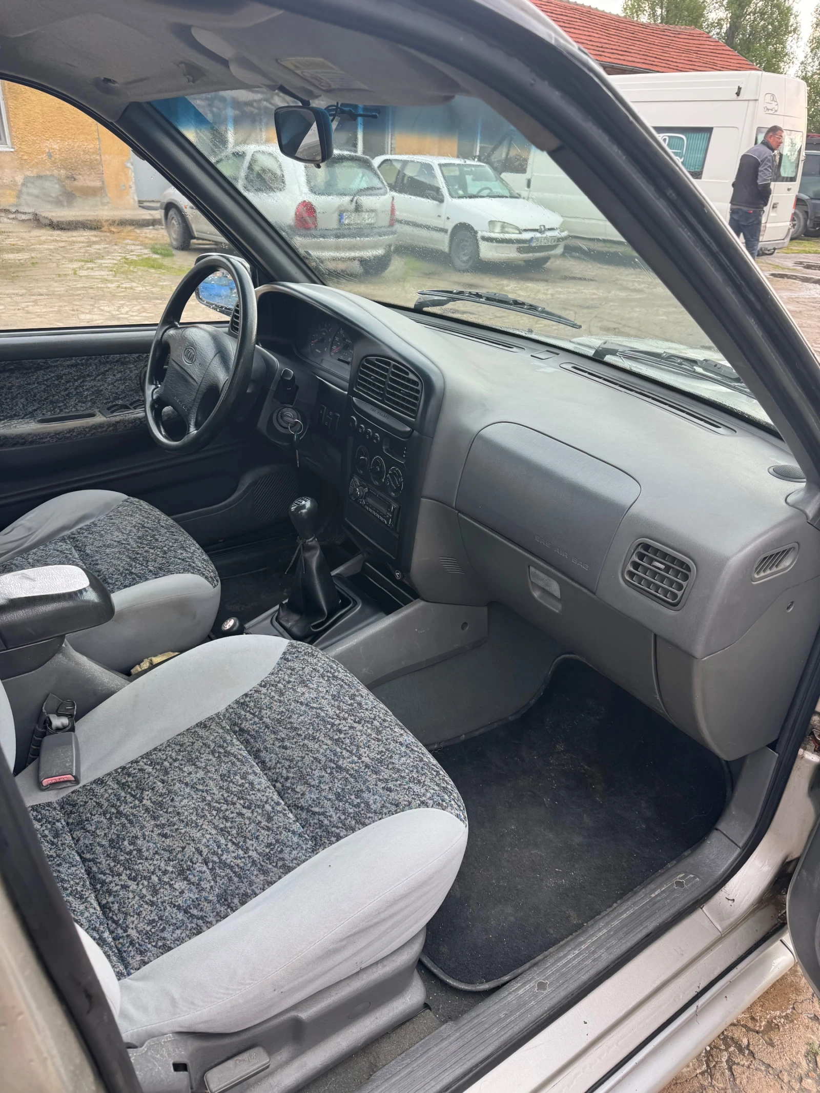 Kia Sportage, снимка 7 - Автомобили и джипове - 54341534