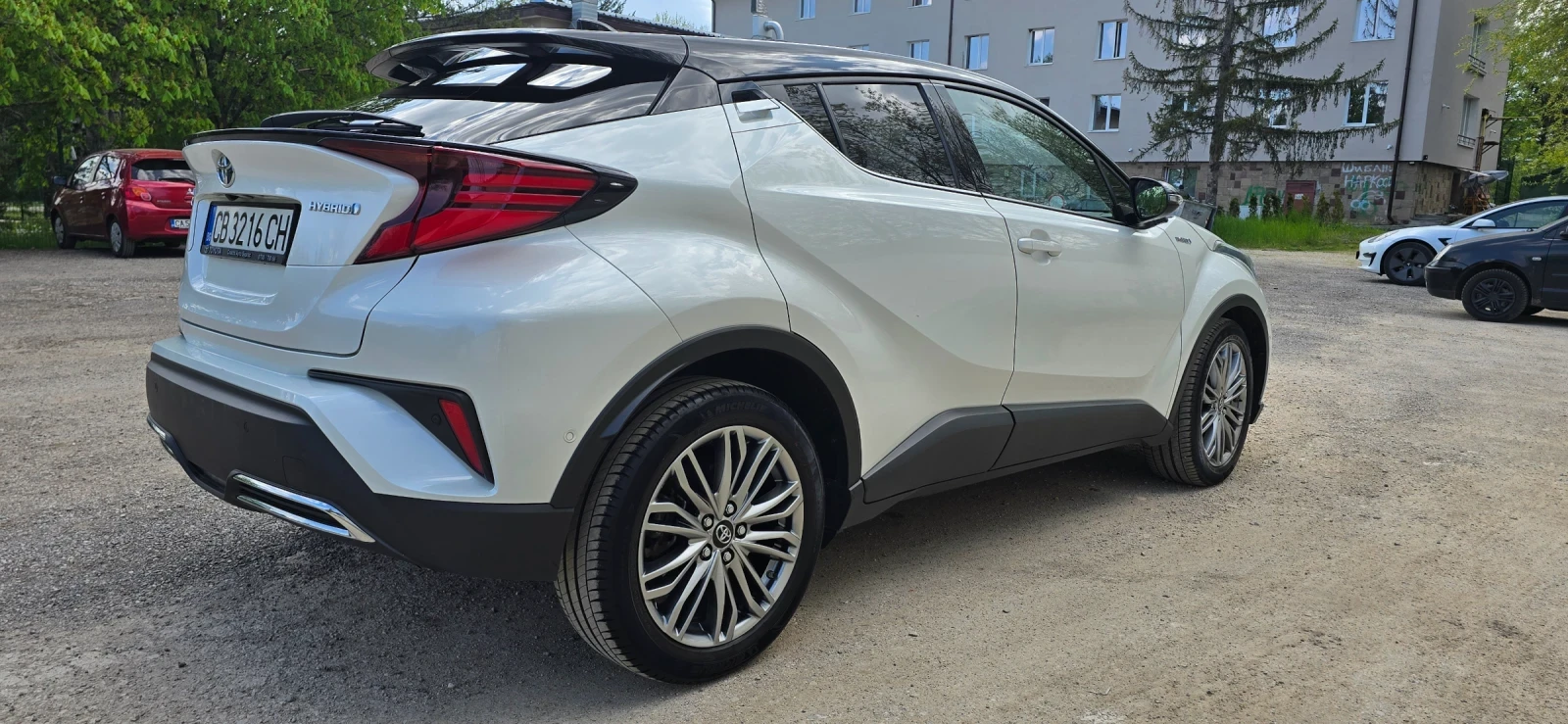 Toyota C-HR 2.0 хибрид, снимка 5 - Автомобили и джипове - 54354983