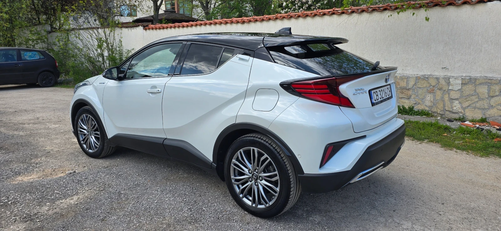 Toyota C-HR 2.0 хибрид, снимка 3 - Автомобили и джипове - 54354983