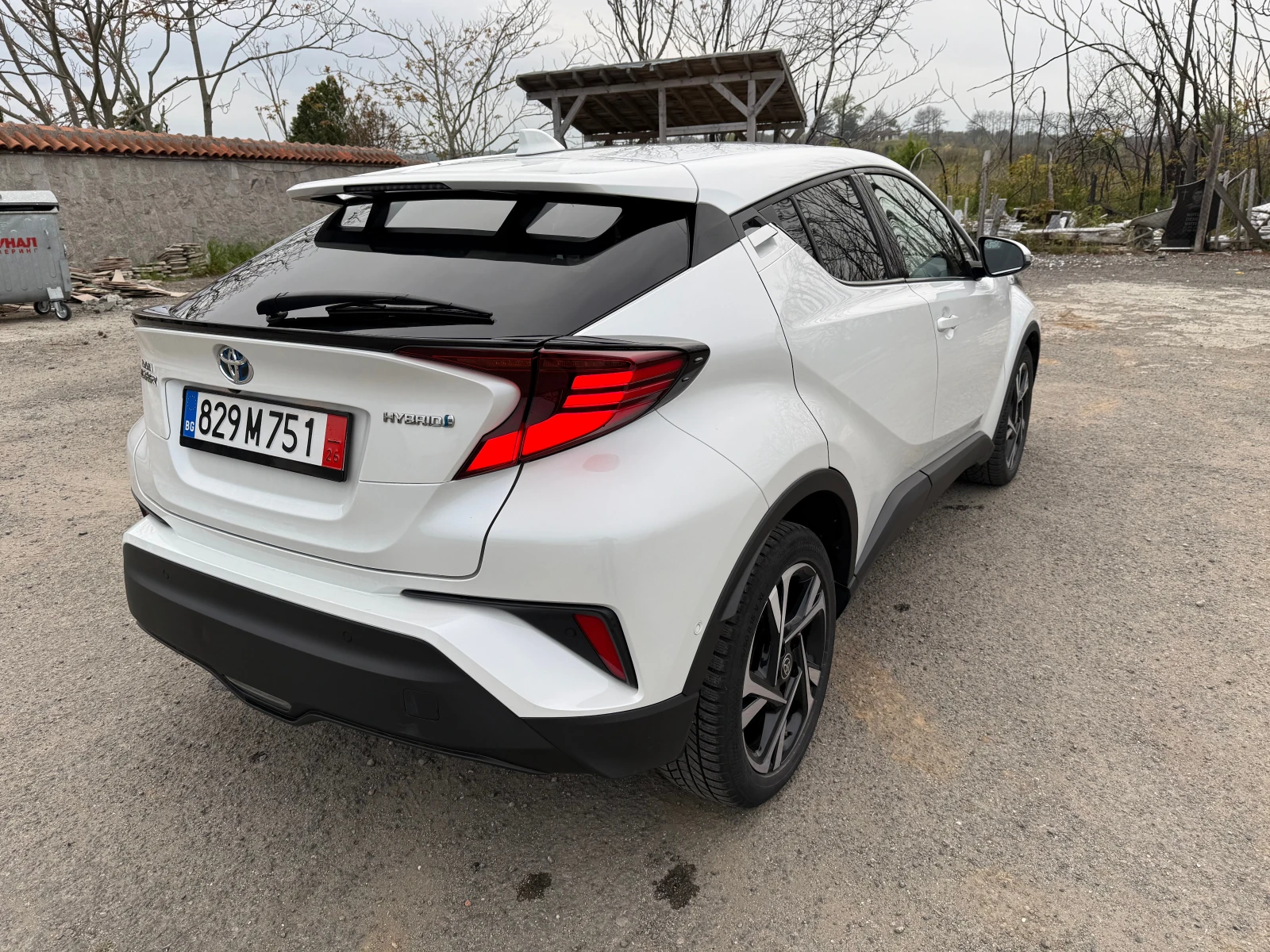 Toyota C-HR 1.8 hybrid, снимка 5 - Автомобили и джипове - 54478570