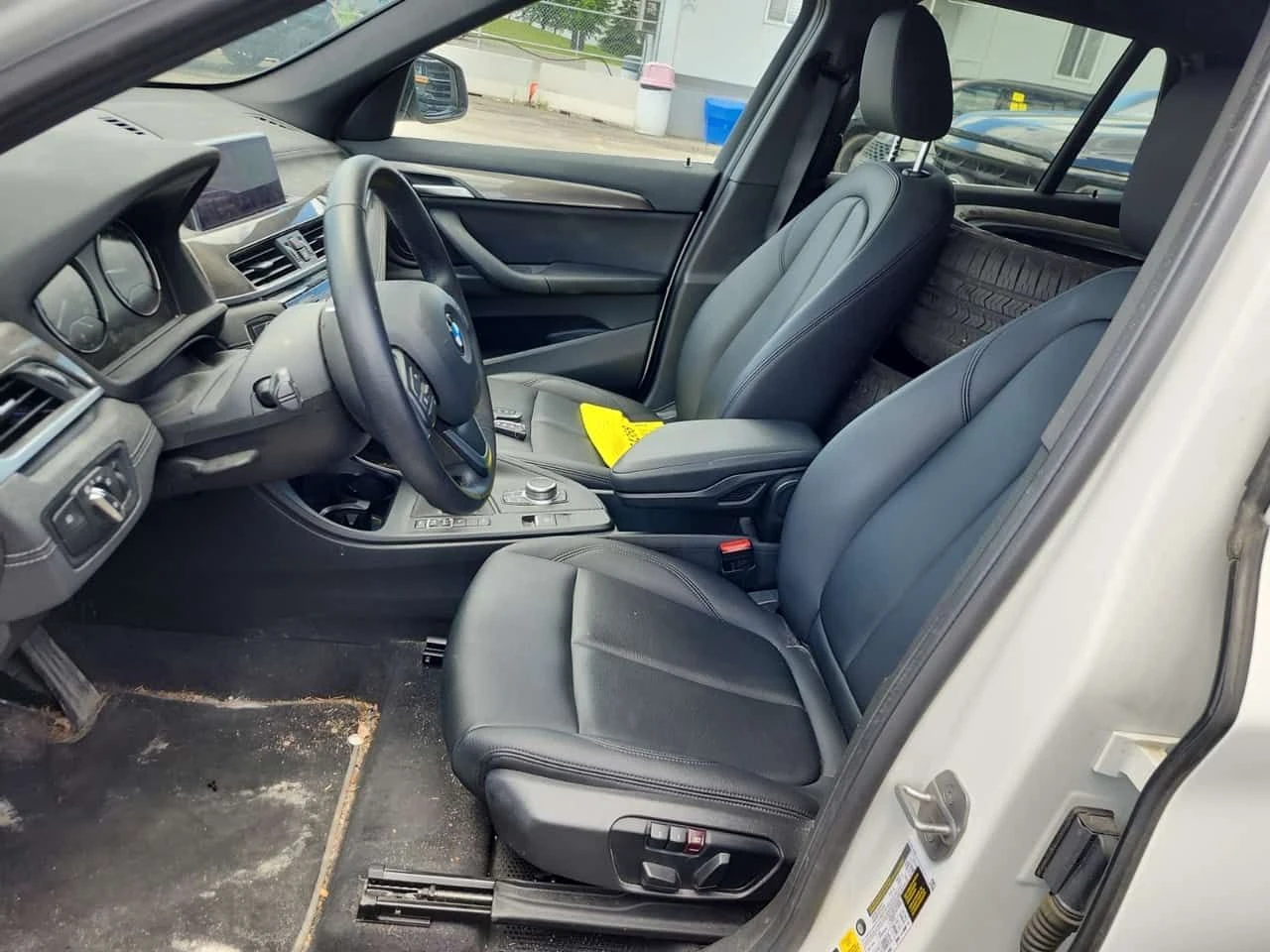 BMW X1 XDRIVE28I | CARFAX | БЕЗ ПЪРВОНАЧАЛНА ВНОСКА, снимка 8 - Автомобили и джипове - 54963529