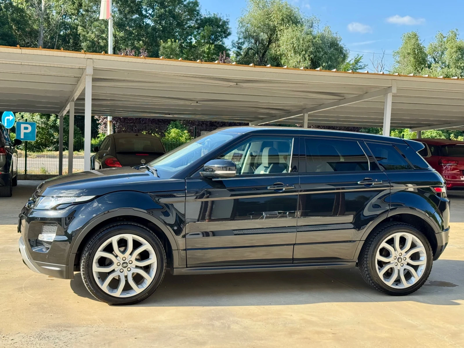 Land Rover Evoque * DYNAMIC* MERIDIAN* TD4* FULL* , снимка 4 - Автомобили и джипове - 54976070