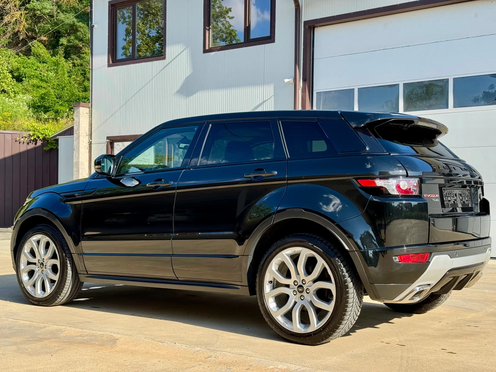 Land Rover Evoque * DYNAMIC* MERIDIAN* TD4* FULL* , снимка 5 - Автомобили и джипове - 54976070