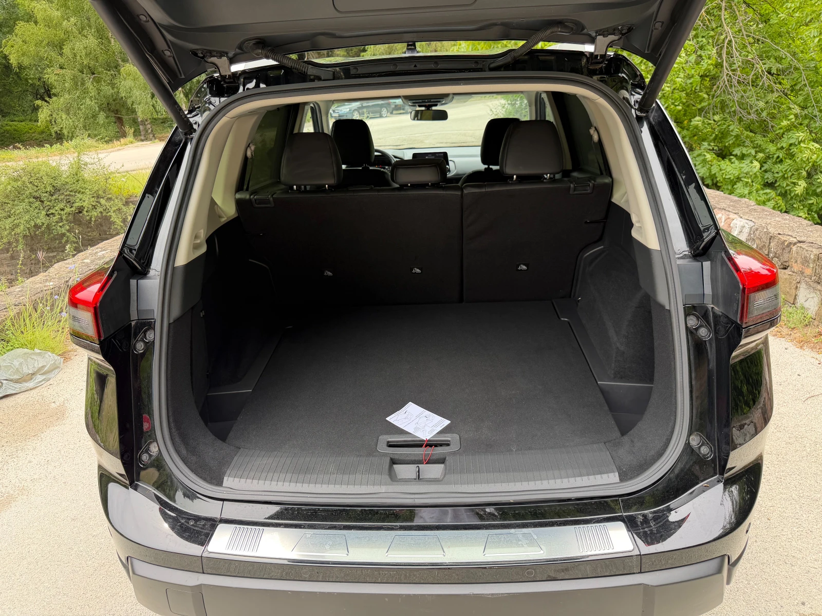 Nissan Rogue 1.5i xTrail Moonroof, снимка 16 - Автомобили и джипове - 55436084