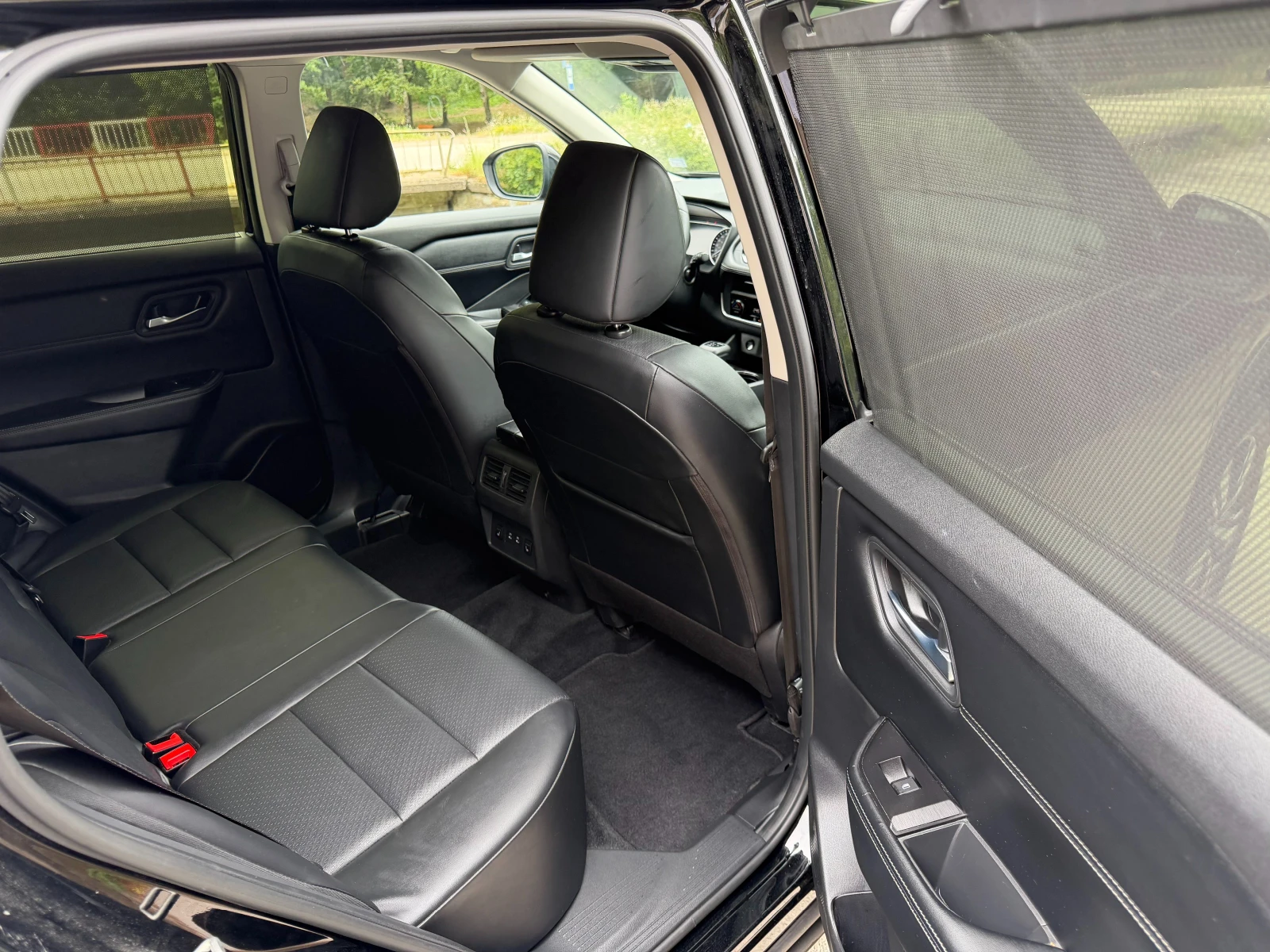 Nissan Rogue 1.5i xTrail Moonroof, снимка 10 - Автомобили и джипове - 55436084