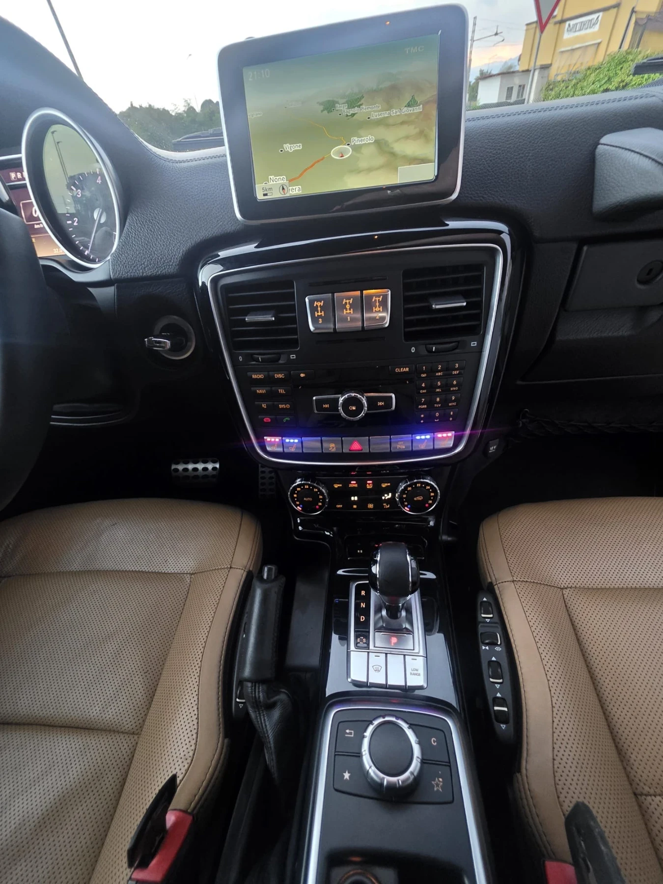 Mercedes-Benz G 350 d BlueTec AMG Line, снимка 14 - Автомобили и джипове - 55670492