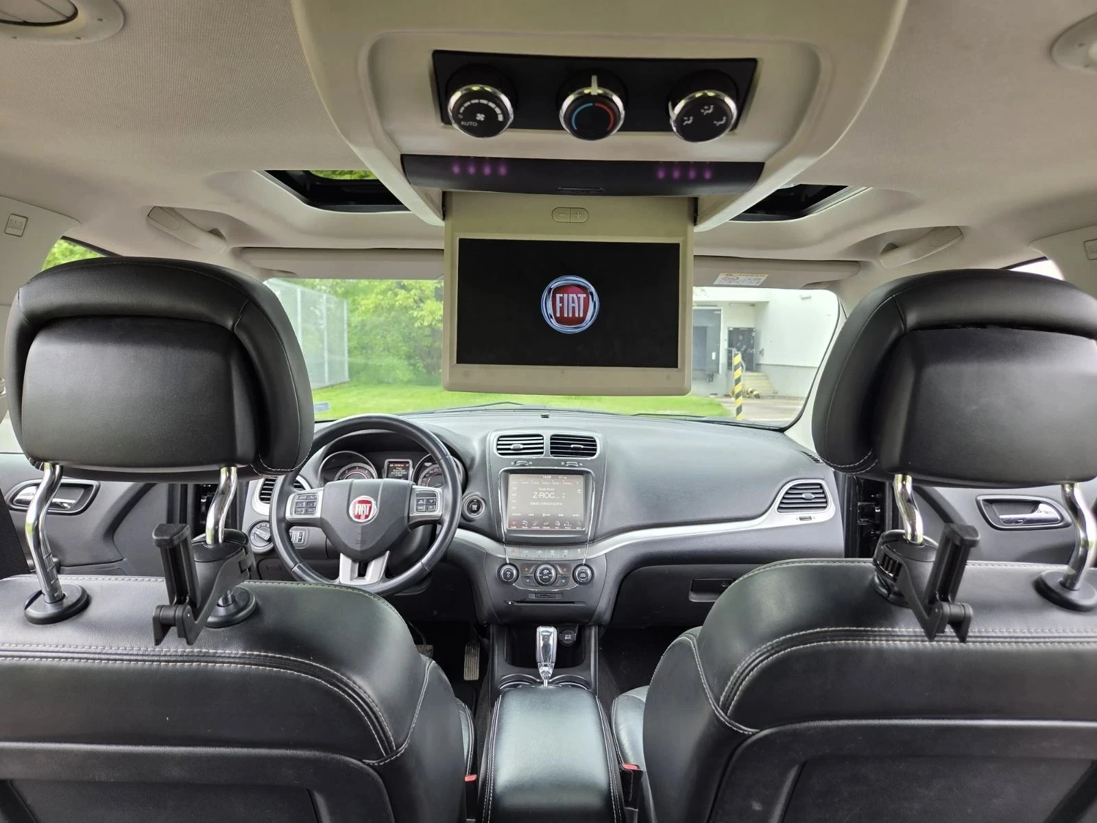 Fiat Freemont 2.0 MultiJet AWD (170 к.с.)+ зимни гуми + греди, снимка 10 - Автомобили и джипове - 55888598