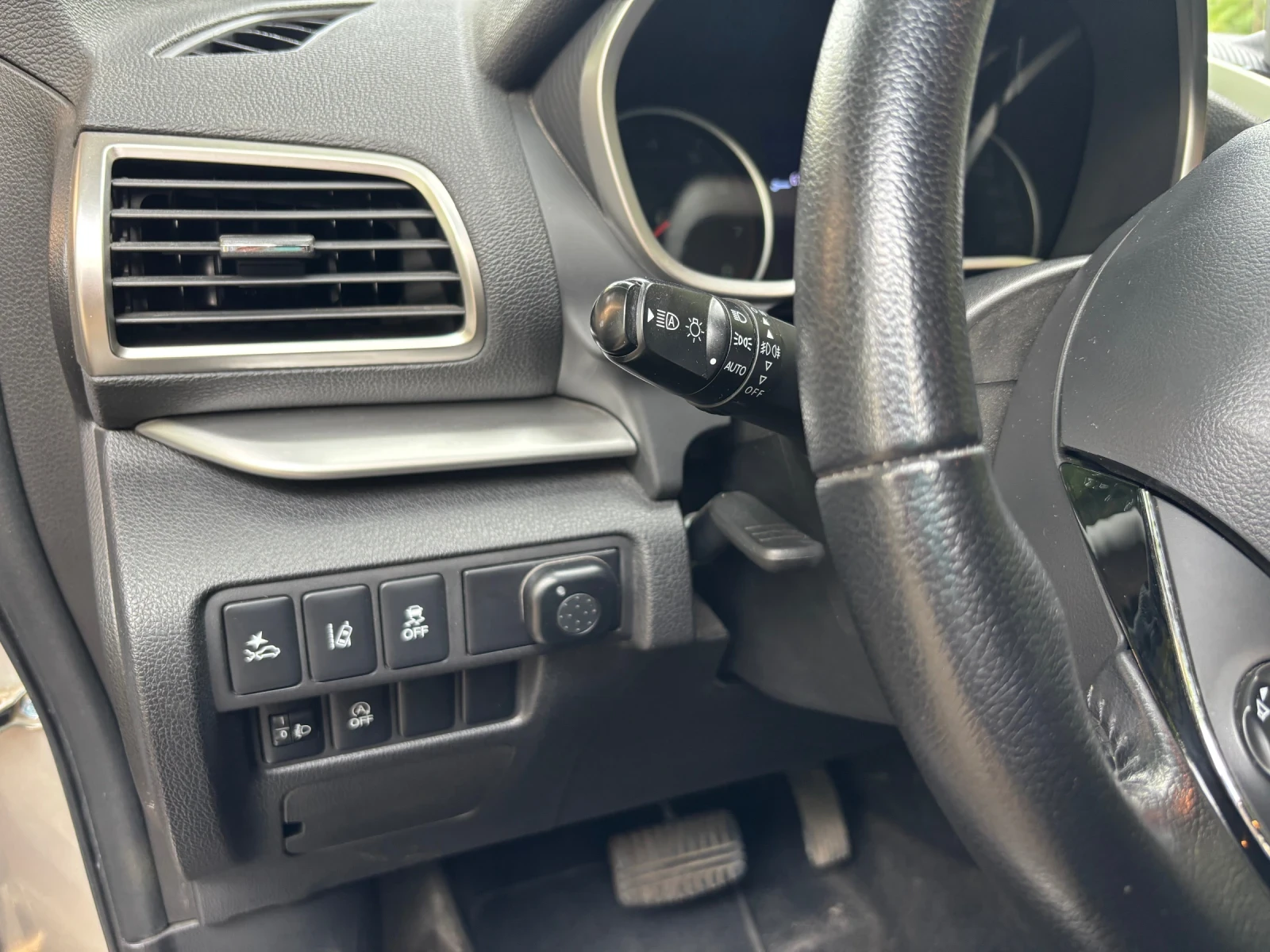 Mitsubishi Eclipse Cross, снимка 14 - Автомобили и джипове - 56346744