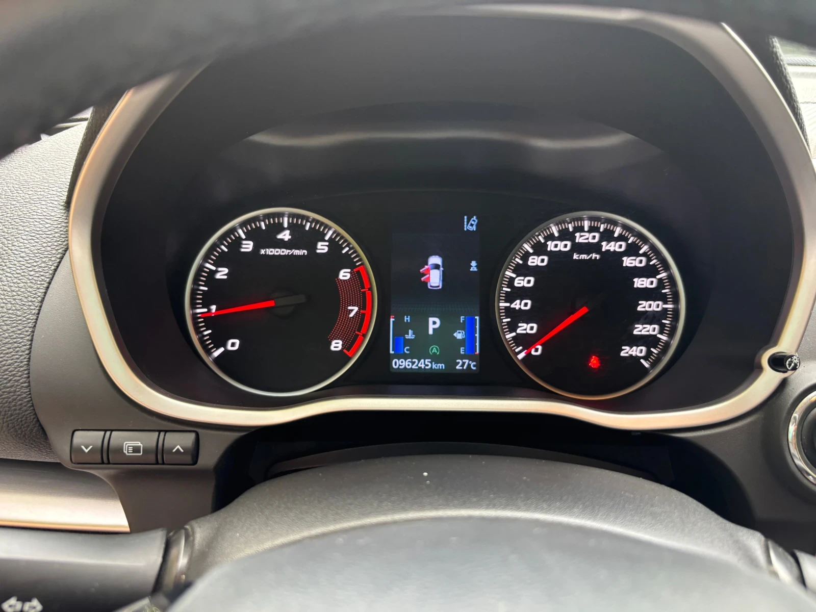 Mitsubishi Eclipse Cross, снимка 12 - Автомобили и джипове - 56346744