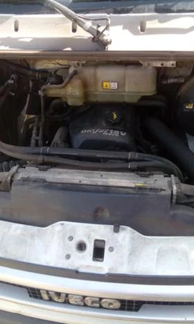 Iveco Daily Автомагазин за части, снимка 5