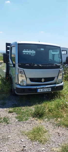     Renault Maxity 2.5