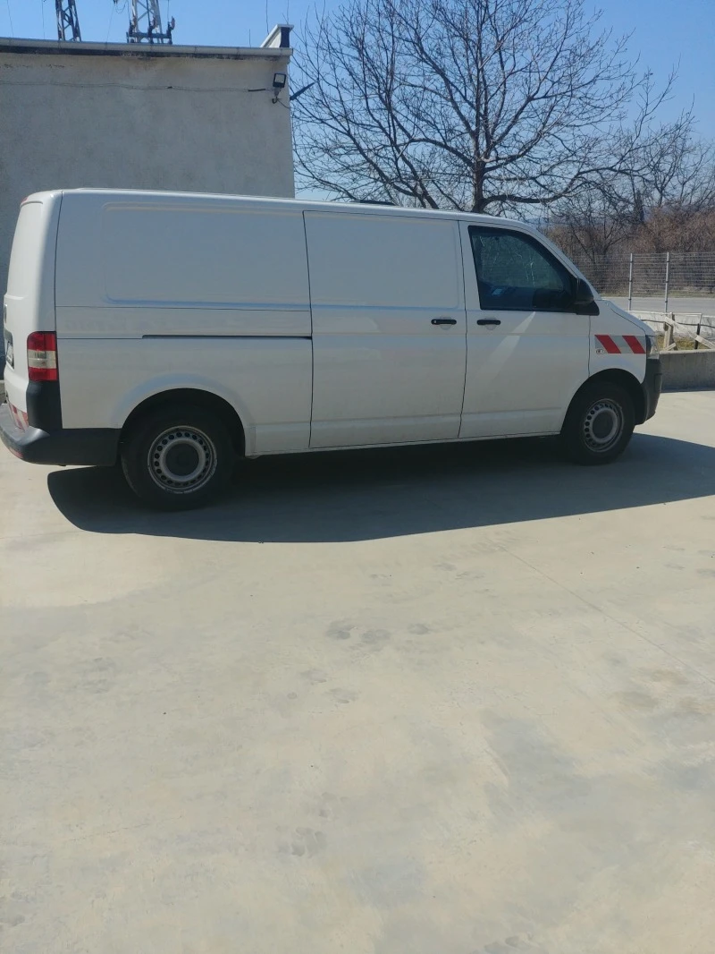 VW Transporter KAST LR 2.0 TDI, снимка 4 - Бусове и автобуси - 45853211