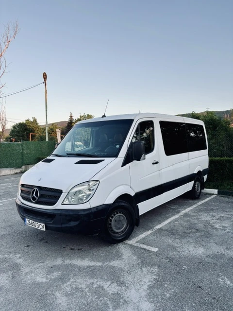 Mercedes-Benz Sprinter 315 CDI 9-места, снимка 2 - Бусове и автобуси - 54697861