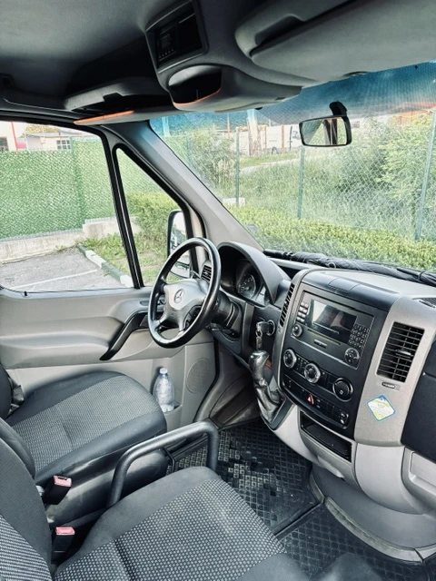 Mercedes-Benz Sprinter 315 CDI 9-места, снимка 7 - Бусове и автобуси - 54697861