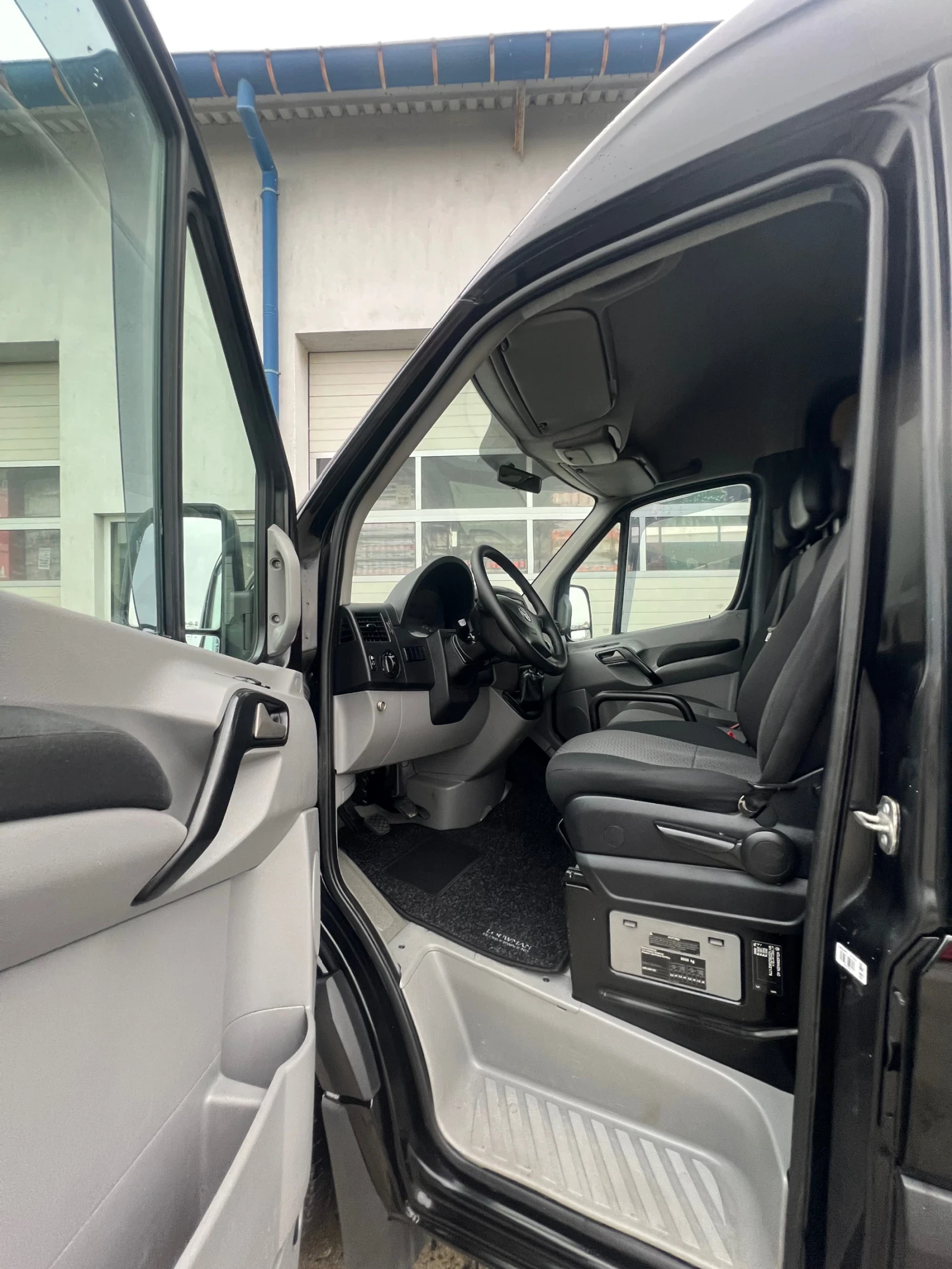 VW Crafter 6- / 2014. /  | Mobile.bg   12