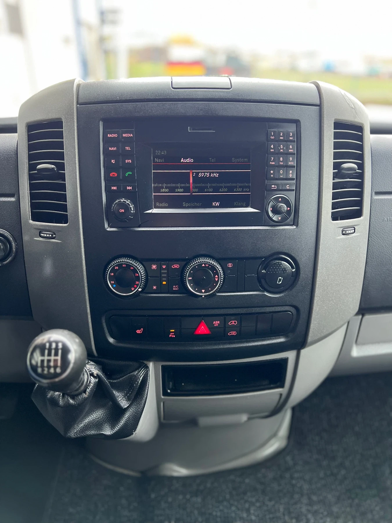 VW Crafter 6- / 2014. /  | Mobile.bg   16