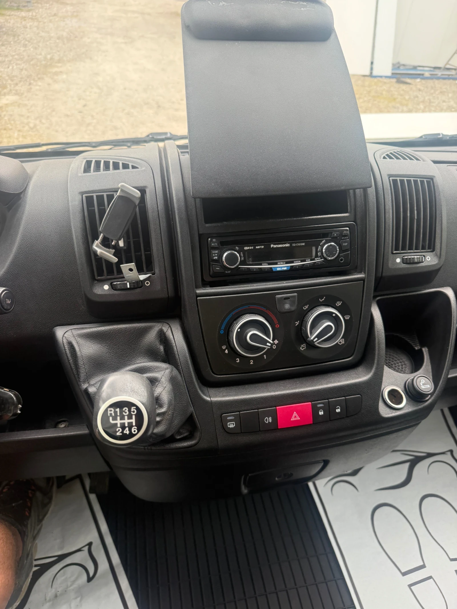 Peugeot Boxer 2.2HDi* ЛИЗИНГ, снимка 10 - Бусове и автобуси - 54454691