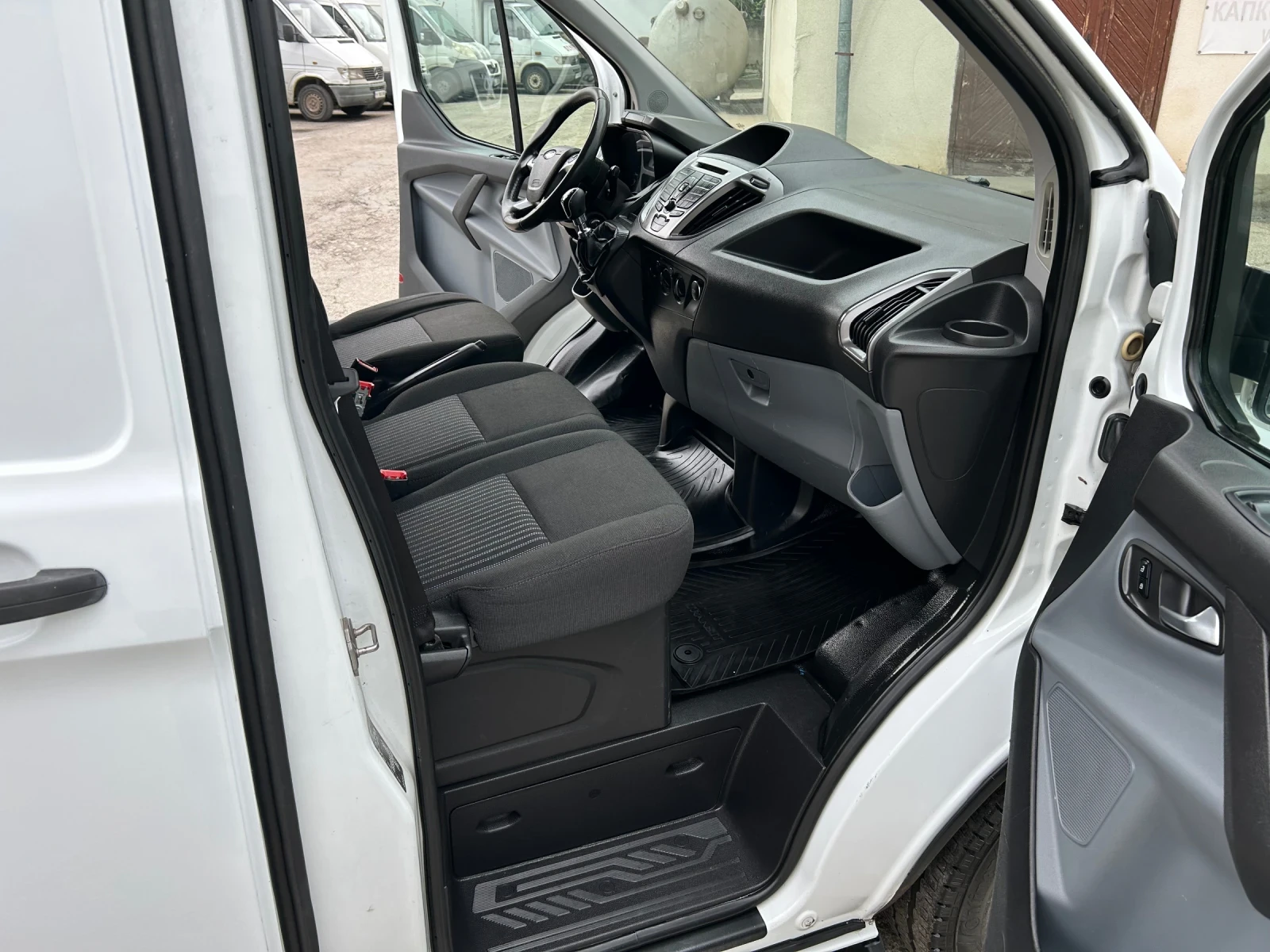 Ford Transit Custom 2.2TDCI 101k.c. ���� 5 | Mobile.bg � ����������� 10